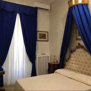 Couette-café Royal Gismonda